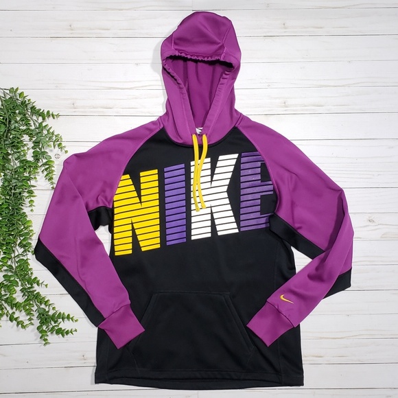 Nike Tops - Nike Therma Fit Graphic Hoodie